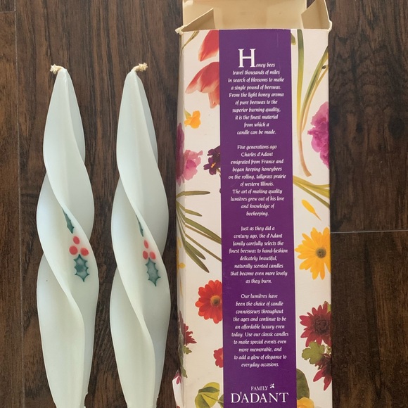 VINTAGE TWIST BEESWAX HOLLY CANDLES - Picture 5 of 5